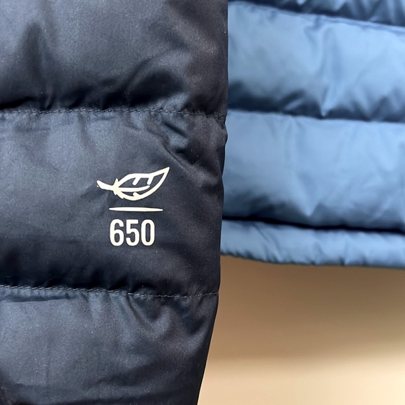 L.L. BEAN Men's Down Jacket, Colorblock | XXL | EUC | Marine Blue/Nautical Navy - Picture 9 of 9